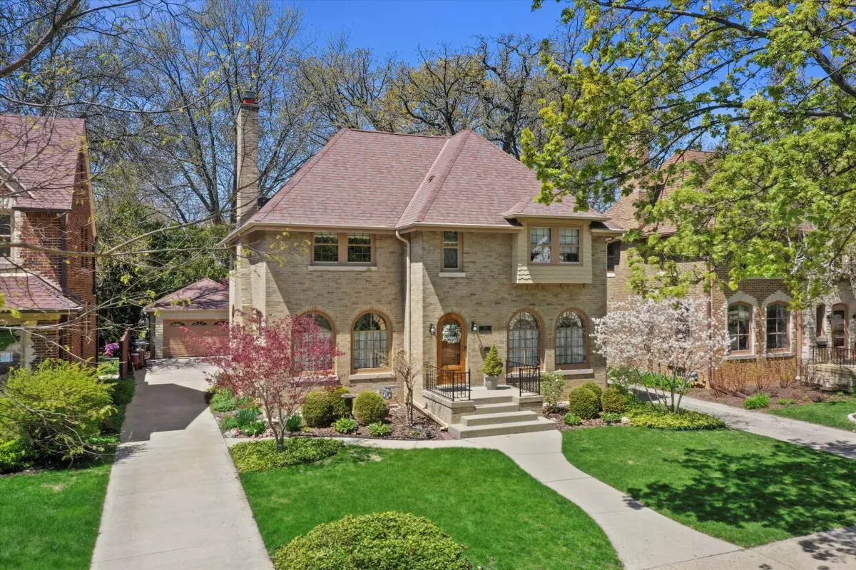 Whitefish Bay, WI 53211,4765 N Woodburn St