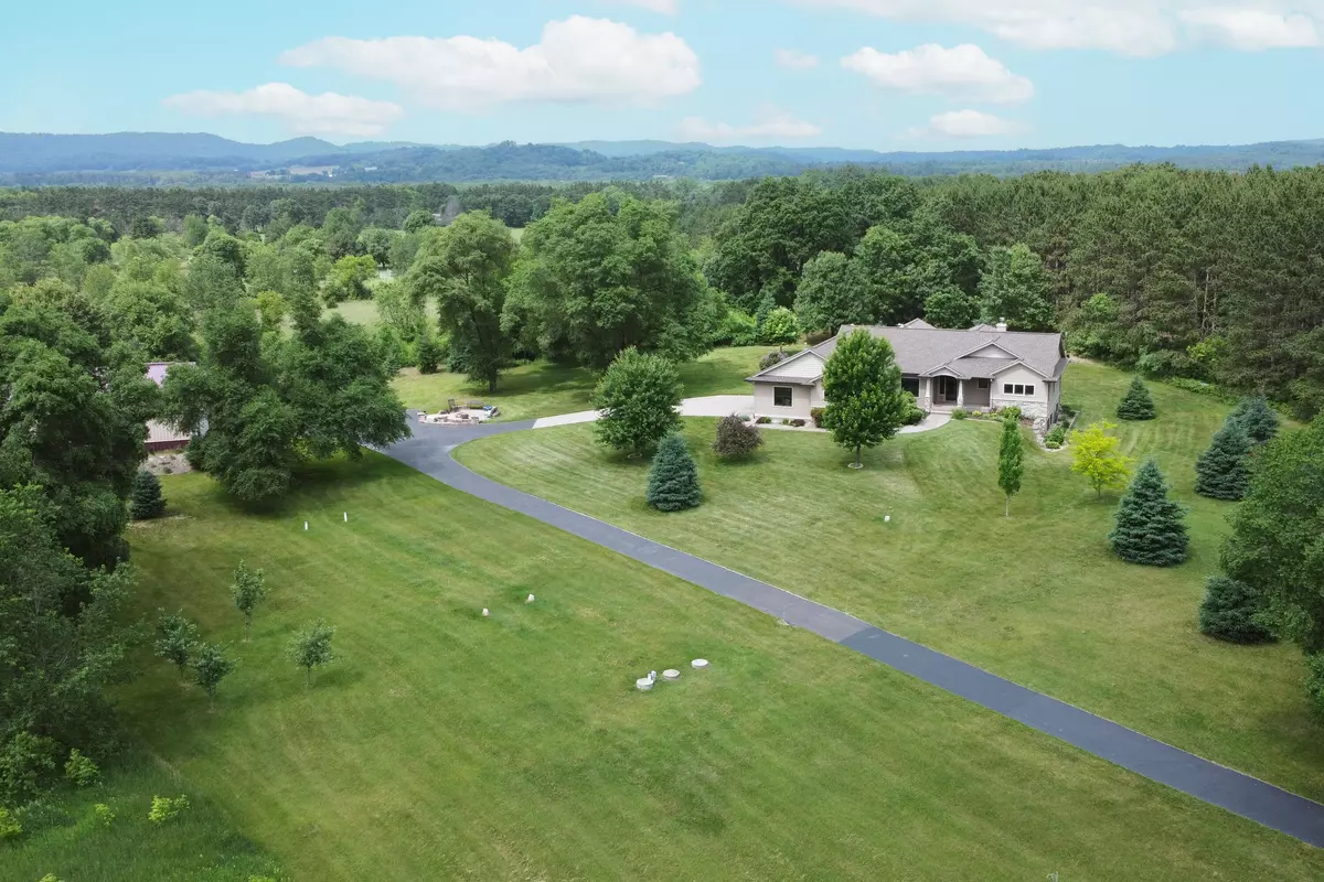 Holland, WI 54636,W7008 County Road T -