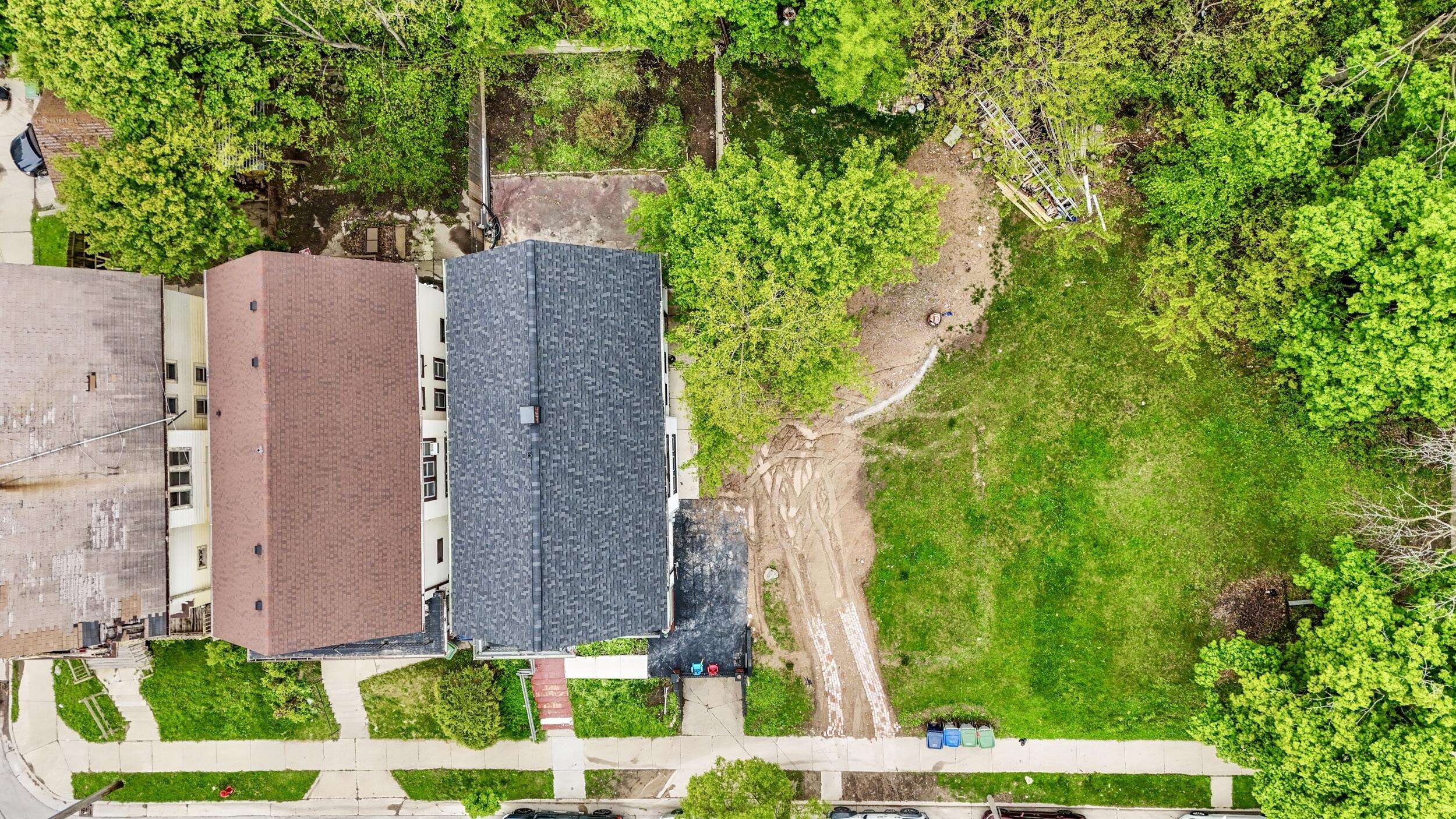 Milwaukee, WI 53212,434 W Burleigh St Unit 436