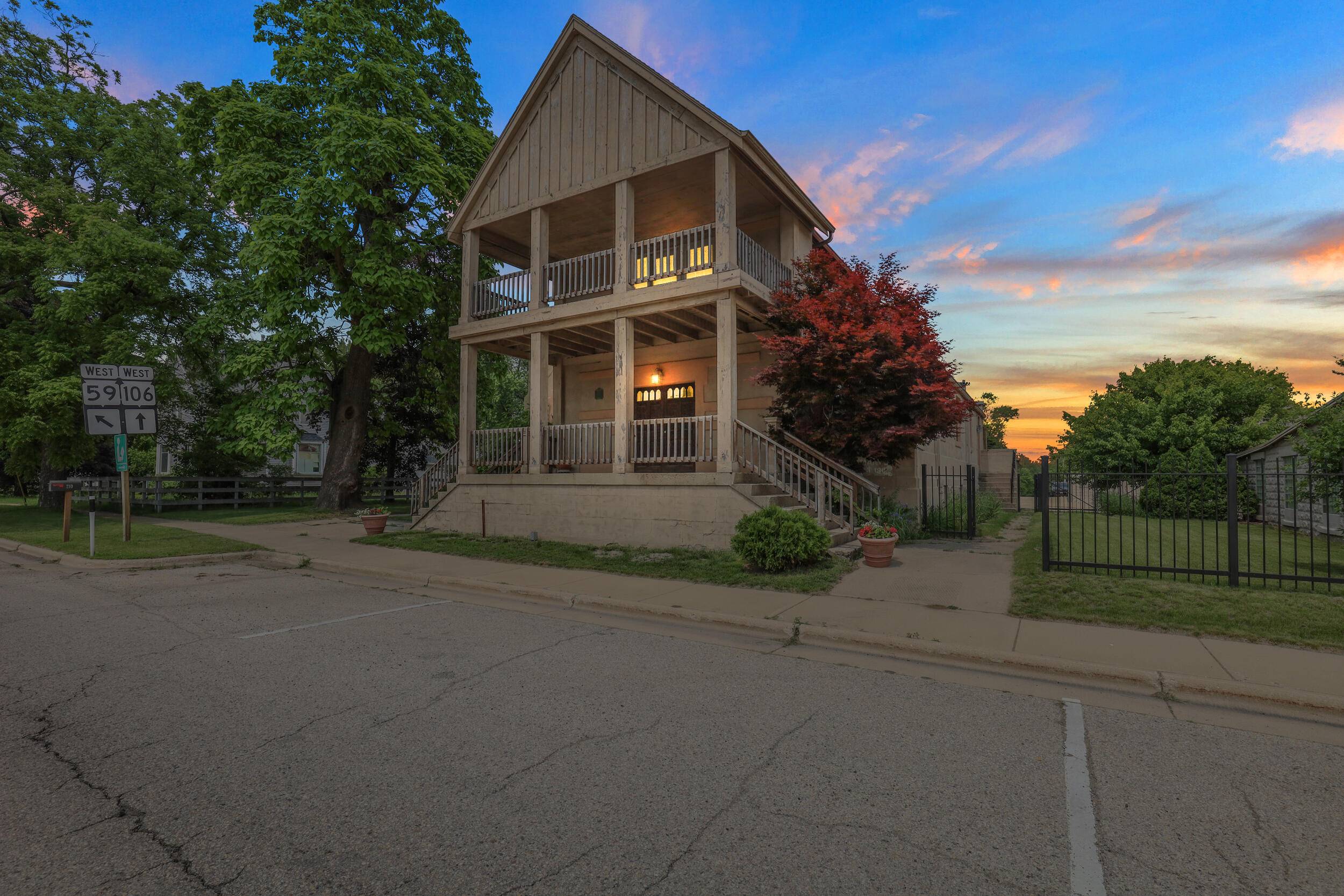 Palmyra, WI 53156,210 N 2nd St