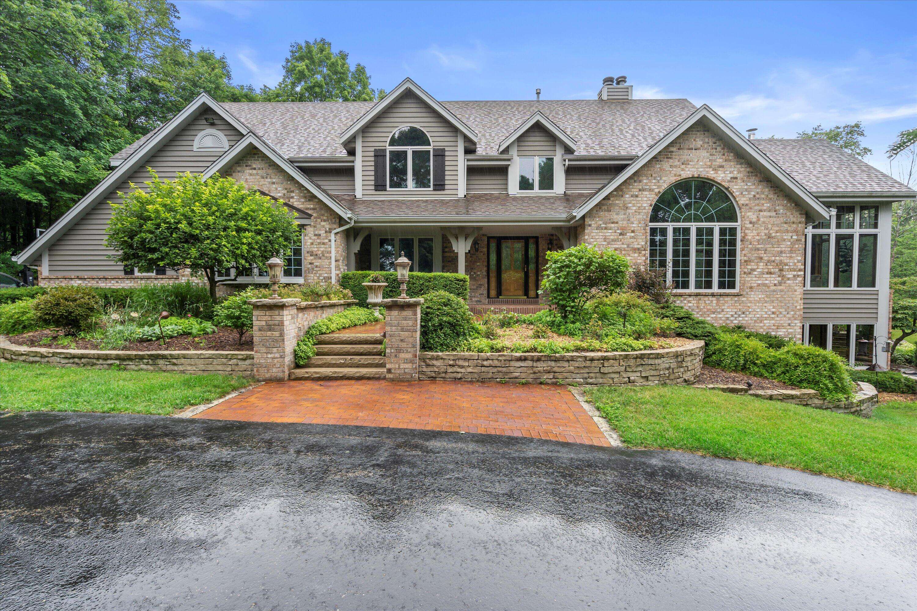 3172 Willowgate Pass, Richfield, WI 53017
