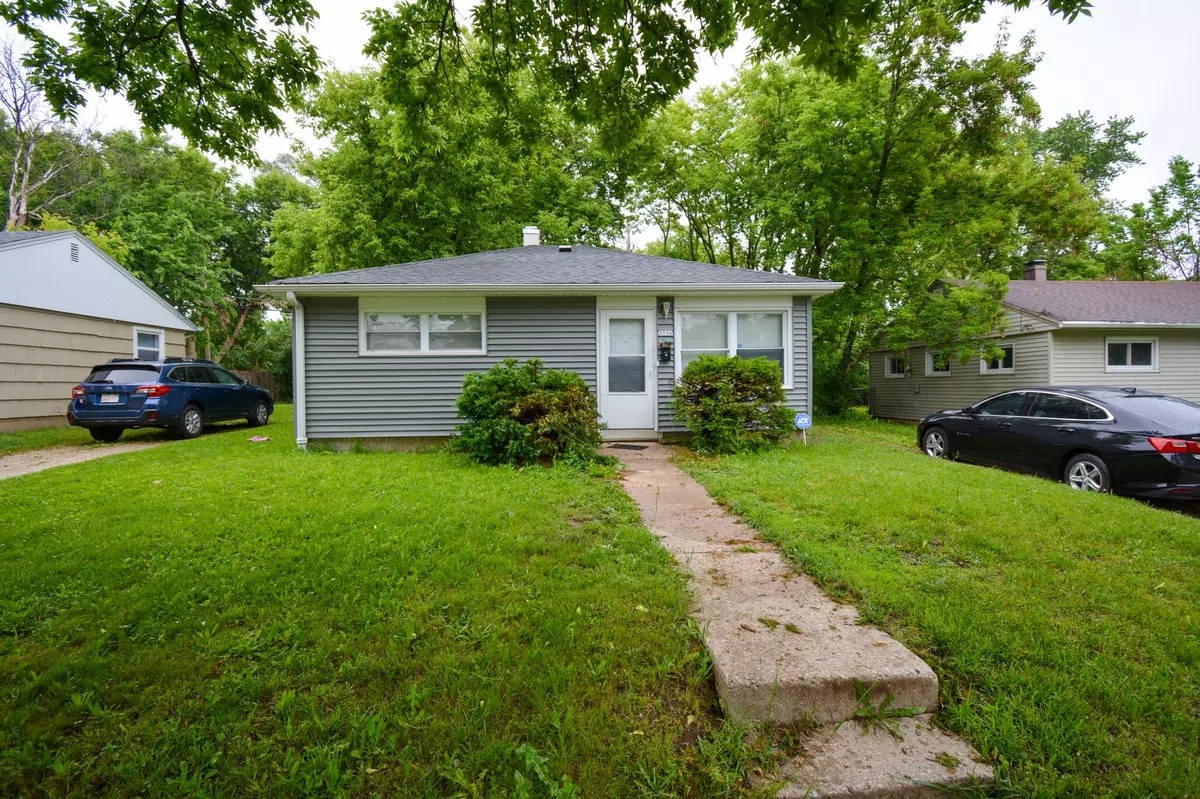 Milwaukee, WI 53218,5744 N 62nd St