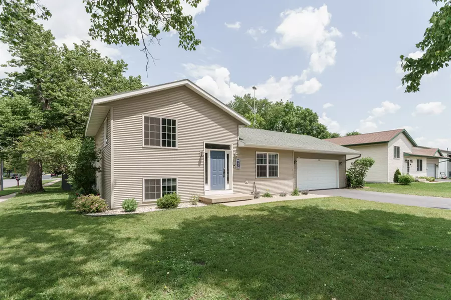 102 E Elm St, Wautoma, WI 54982