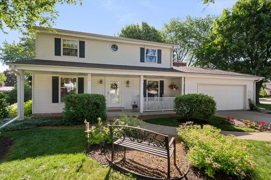 W75N706 Tower Ave, Cedarburg, WI 53012