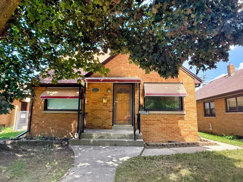 6352 W Medford Ave, Milwaukee, WI 53218