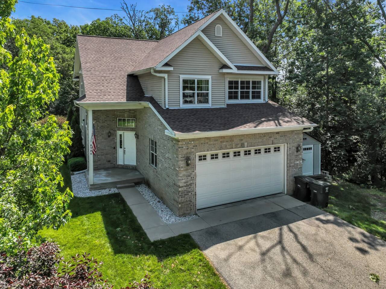N8986 Swift Lake Rd, Troy, WI 53120