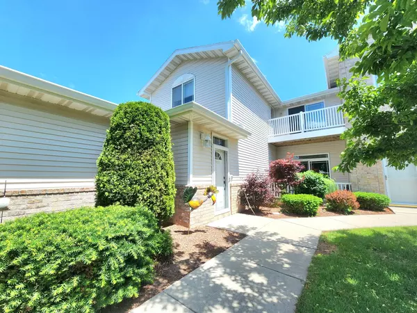 4023 Hazelnut Ct, Sheboygan, WI 53081