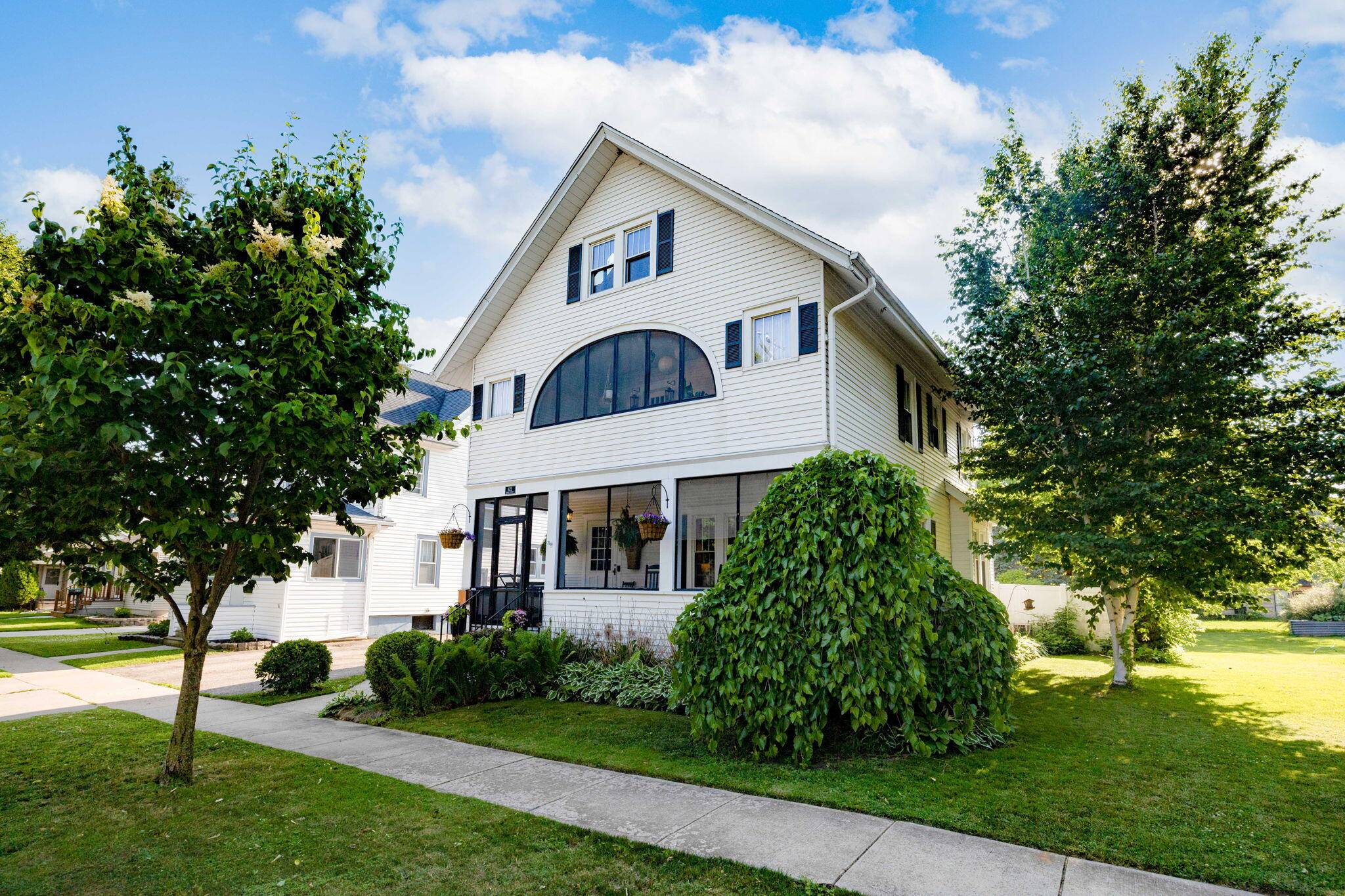 622 Grant St, Fort Atkinson, WI 53538