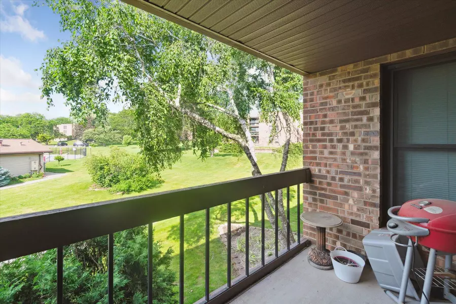 9002 W Lisbon Ave Unit 210, Milwaukee, WI 53222