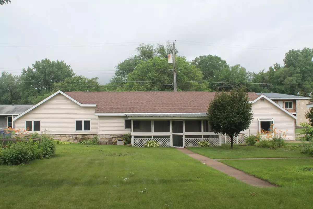 Campbell, WI 54603,1737 Caroline St