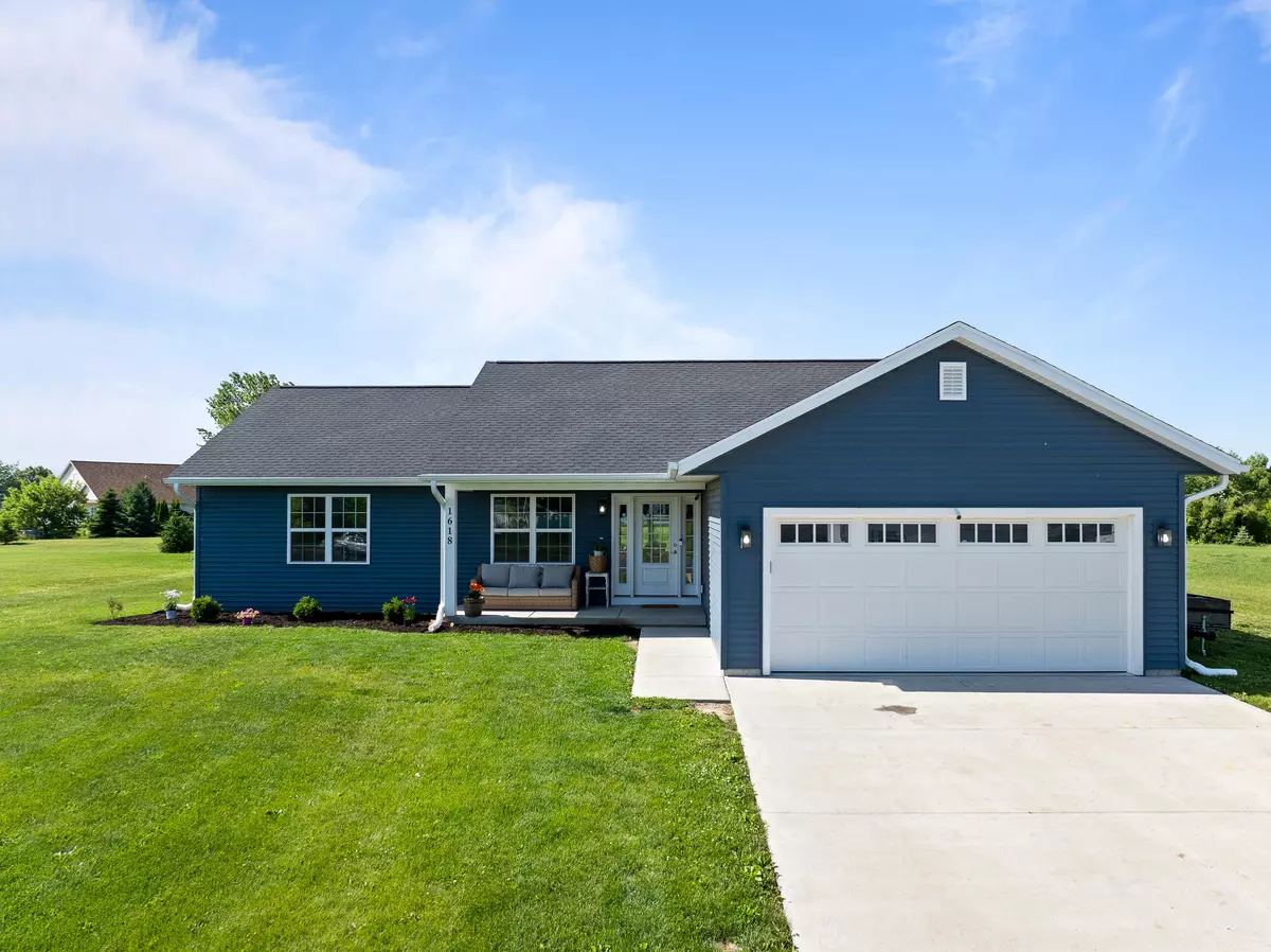 Delavan, WI 53115,1618 Whispering Pine Dr