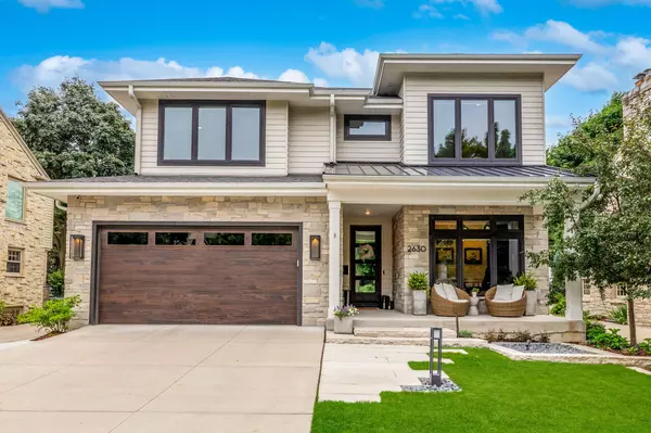 2630 Pasadena Blvd, Wauwatosa, WI 53226