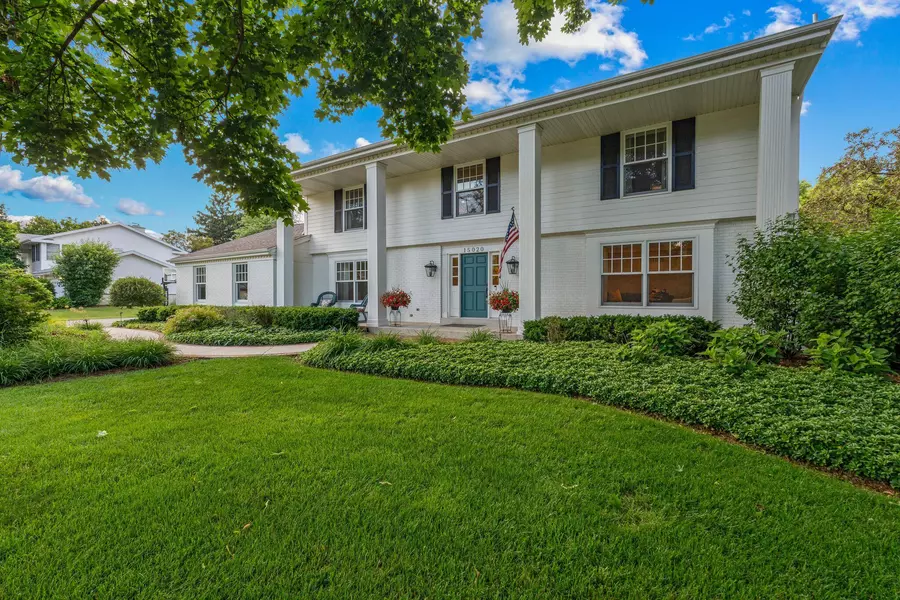 15020 Pomona Rd, Brookfield, WI 53005