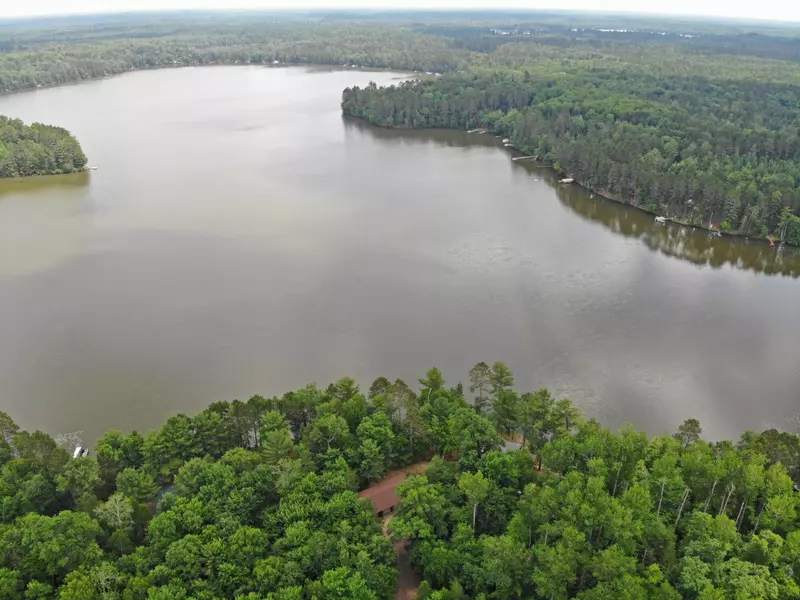 8862 Oak Ln, Brazeau, WI 54161