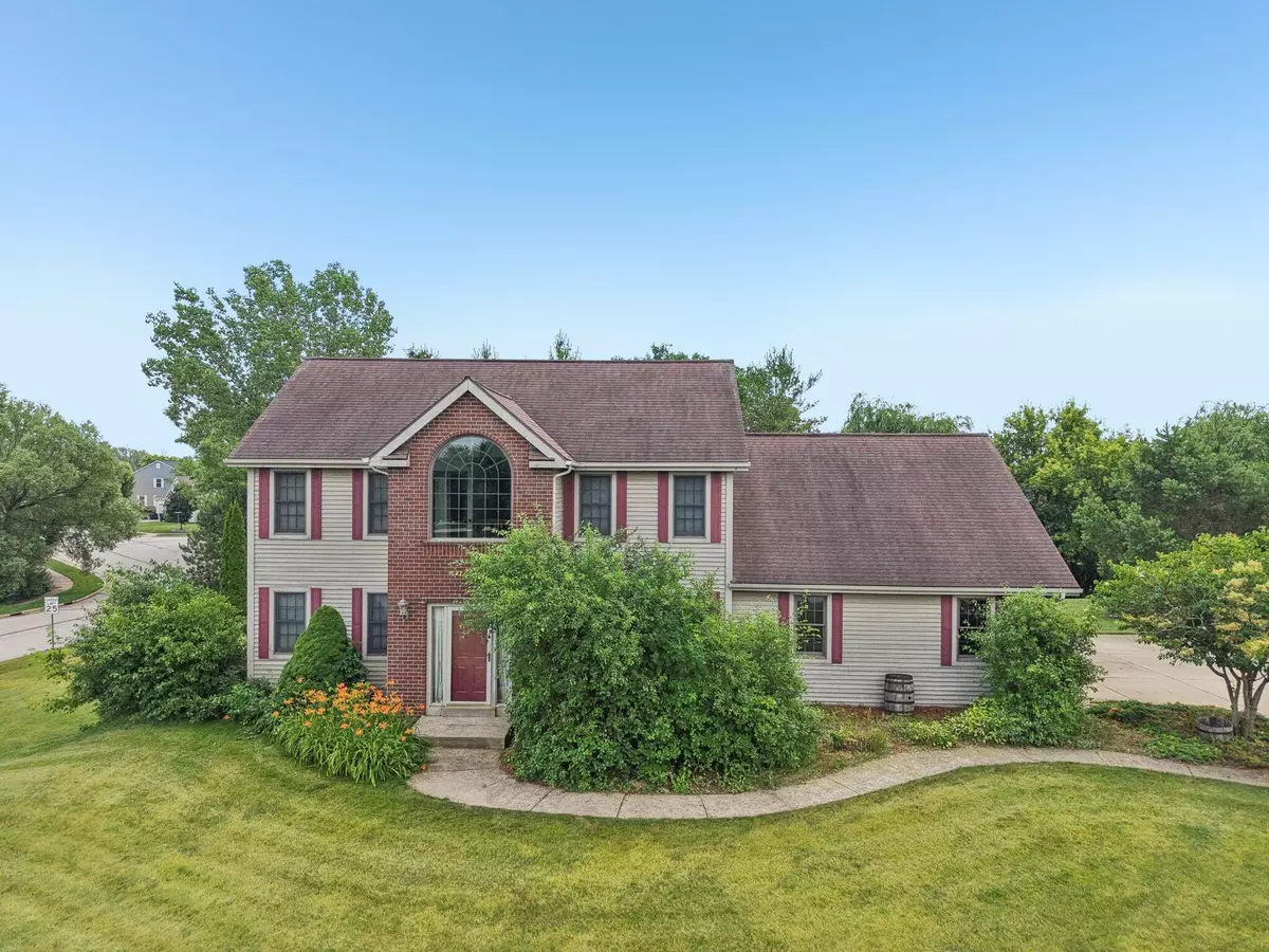 Johnson Creek, WI 53038,210 Red Fox Dr