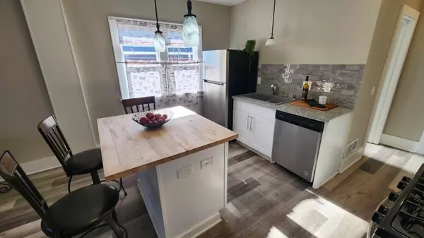 Cudahy, WI 53110,3644 E Carpenter Ave