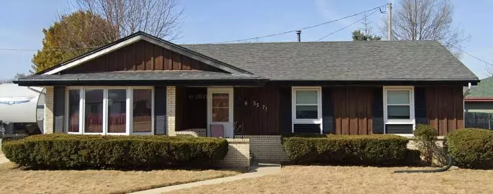 5571 S Indiana Ave, Cudahy, WI 53110