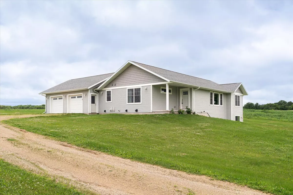 Viroqua, WI 54665,E7977 County Rd LF -
