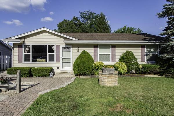 8931 268th Ave, Salem Lakes, WI 53168