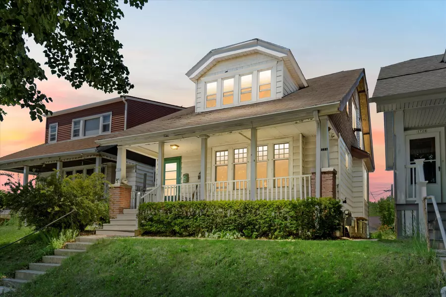 1720 E Bennett Ave Unit 1720A, Milwaukee, WI 53207