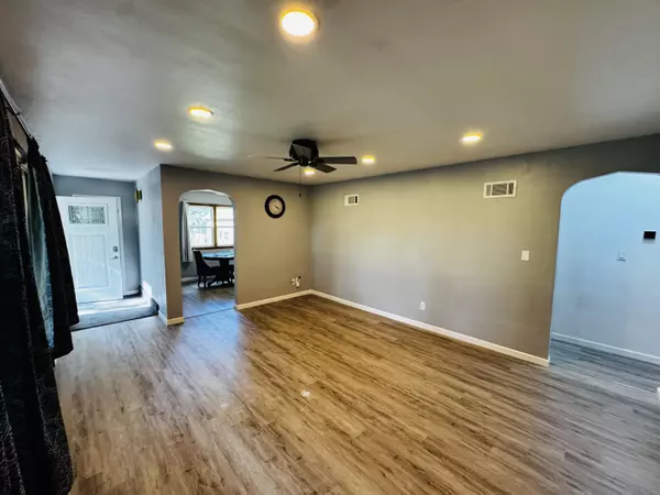 Watertown, WI 53098,515 N Warren St