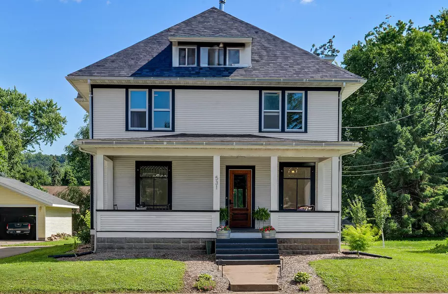 531 Hamilton St W, West Salem, WI 54669