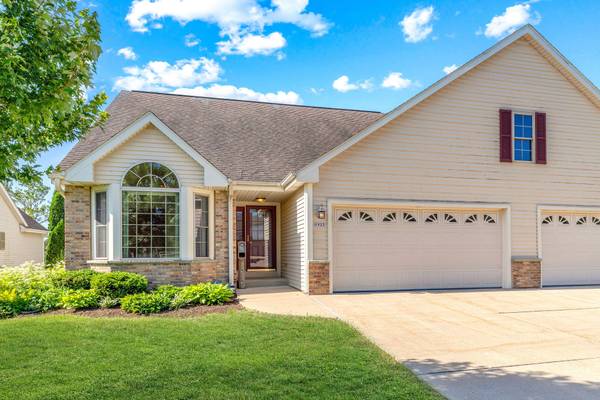 1923 Cedar St, Grafton, WI 53024