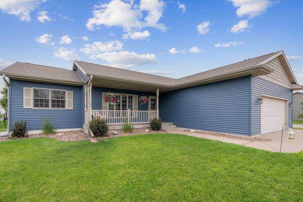 901 Winchester Ln, Holmen, WI 54636