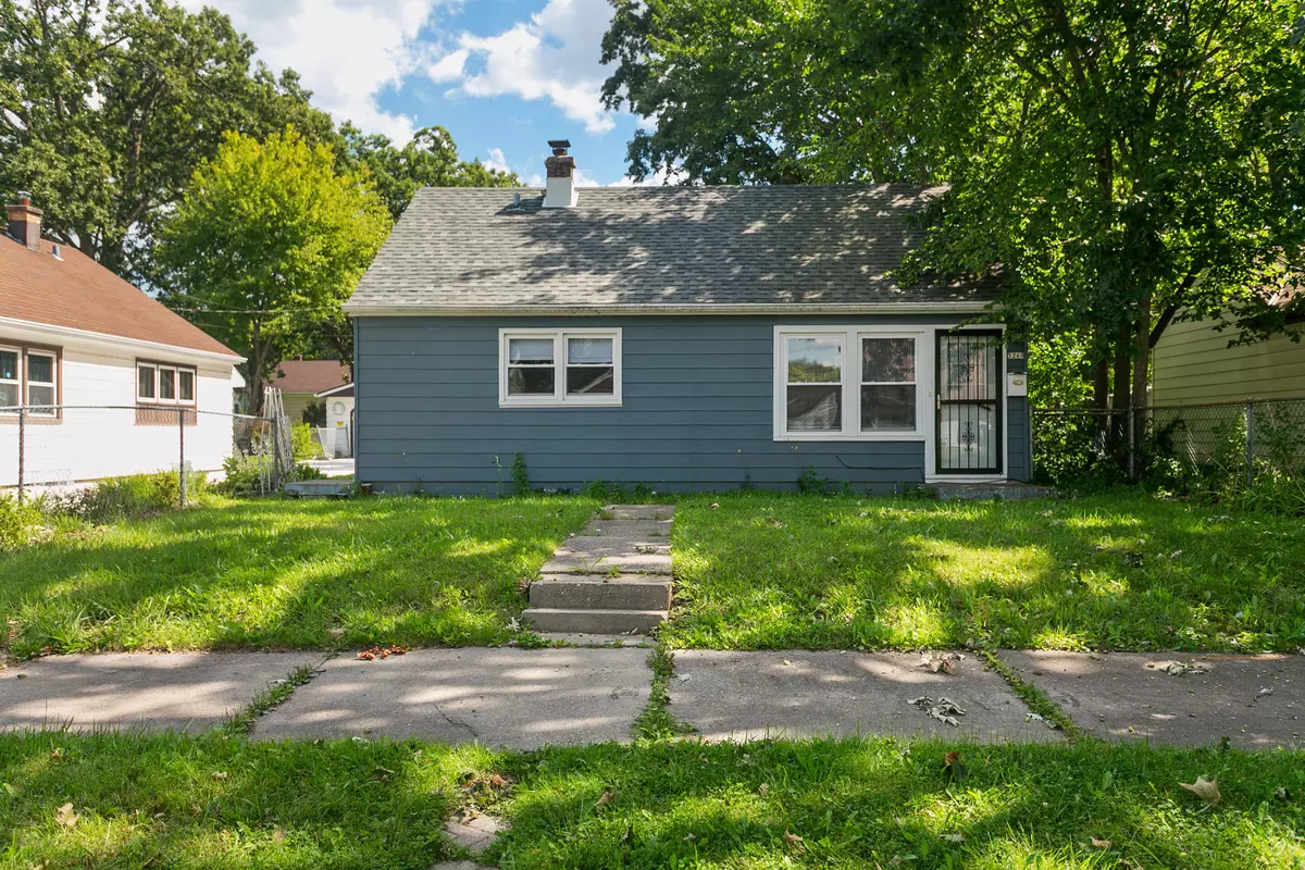 Milwaukee, WI 53218,5260 N 46th St