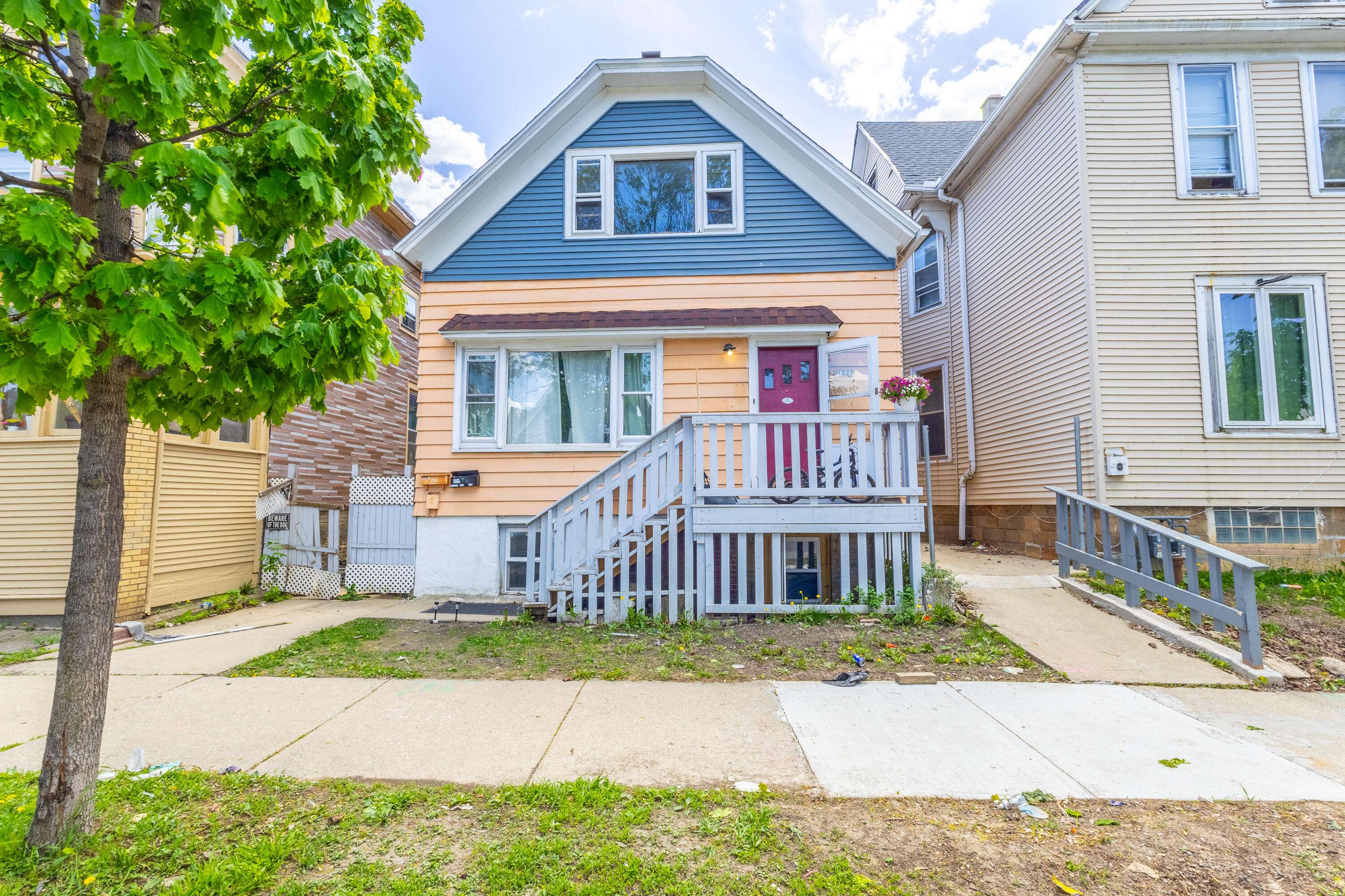 1327 W Orchard St, Milwaukee, WI 53204