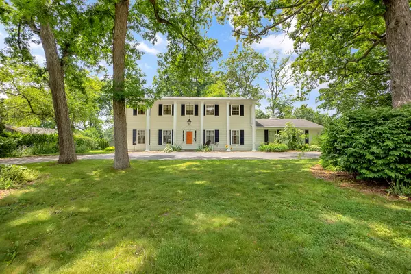 4445 Coral Dr, Brookfield, WI 53045