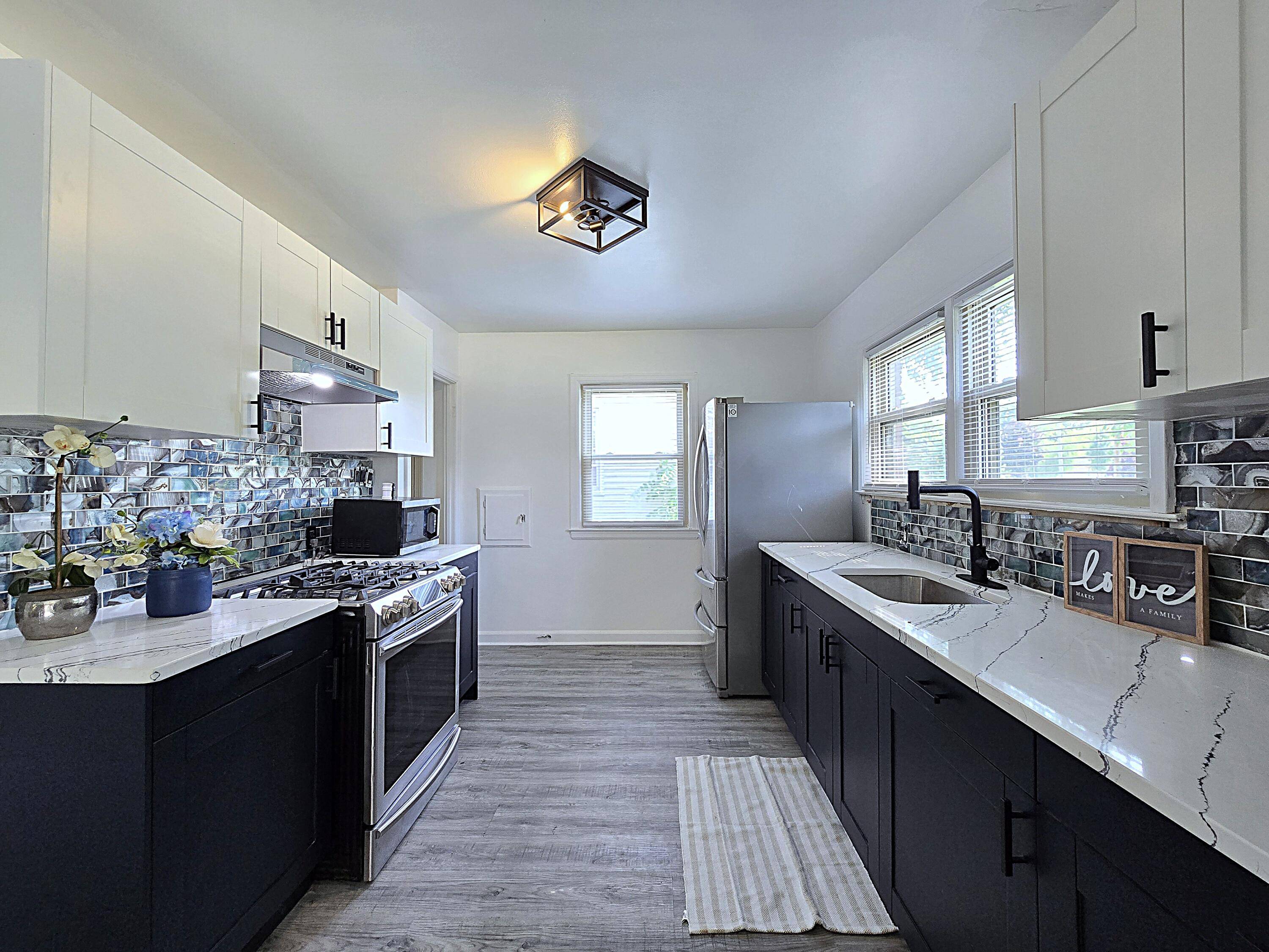 Milwaukee, WI 53222,3334 N 92nd St