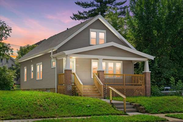 3342 N 24th St, Milwaukee, WI 53206
