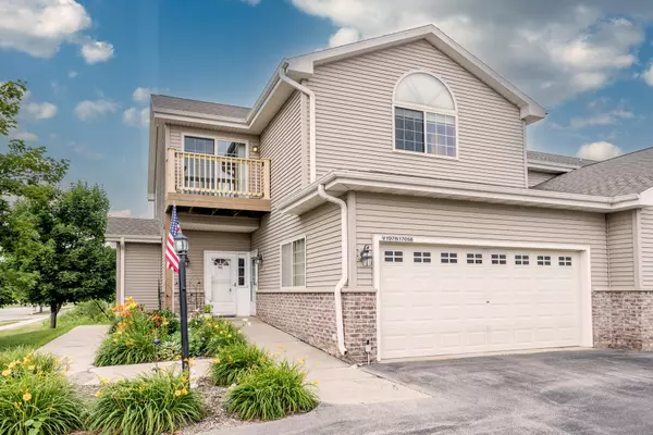 W197N17058 Stonewall Dr, Jackson, WI 53037
