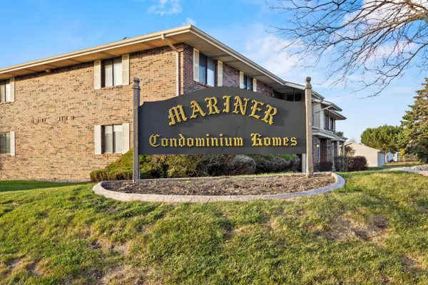Mount Pleasant, WI 53406,6720 Mariner Dr Unit 101