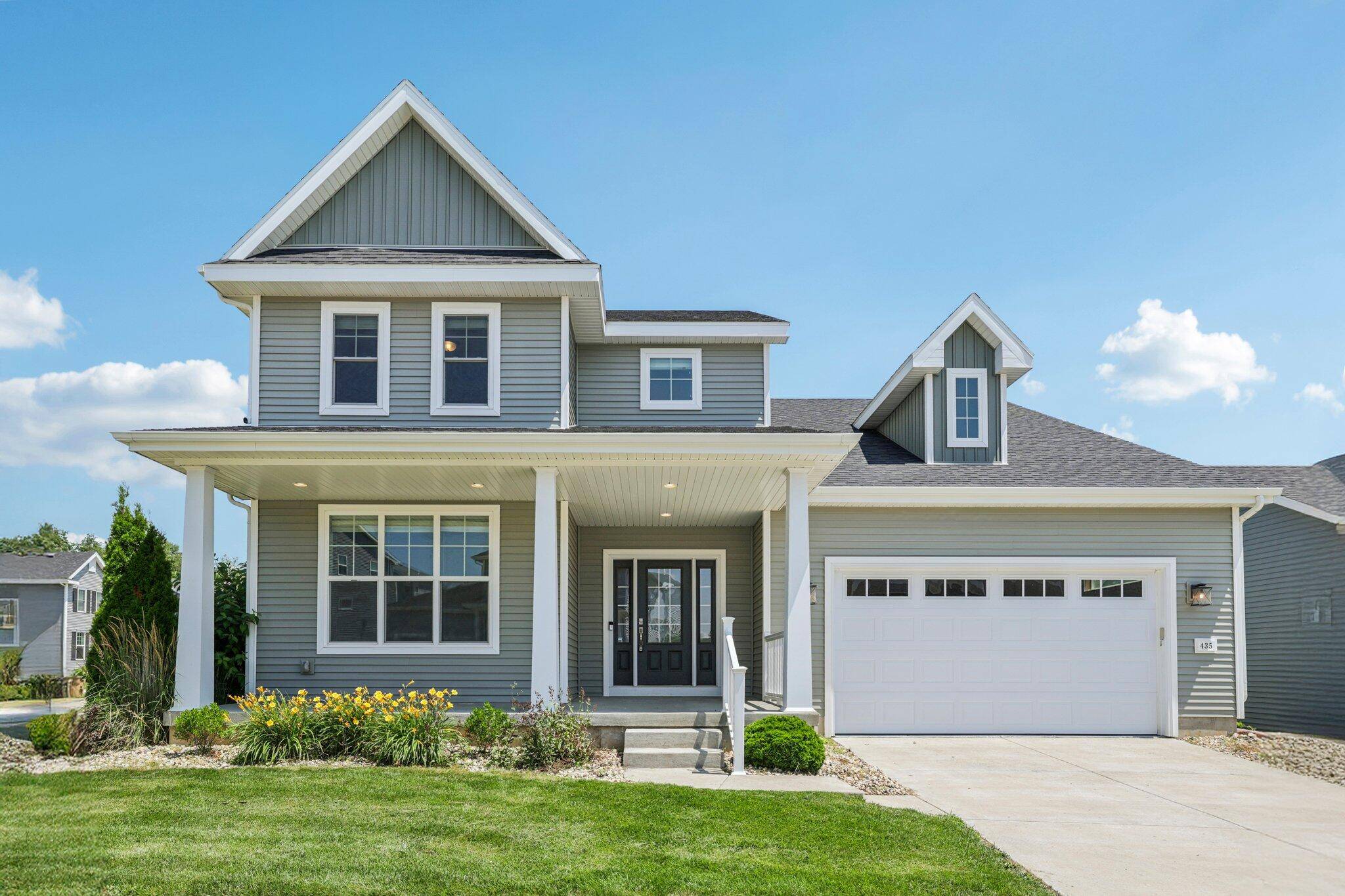 435 Tawny Elm Pkwy, Madison, WI 53593