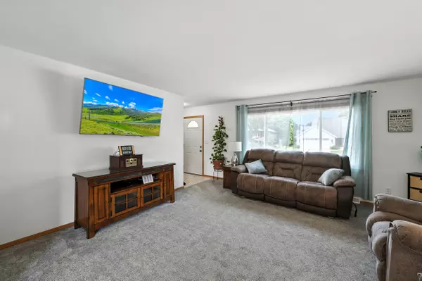 Oak Creek, WI 53154,3019 E Diane Dr