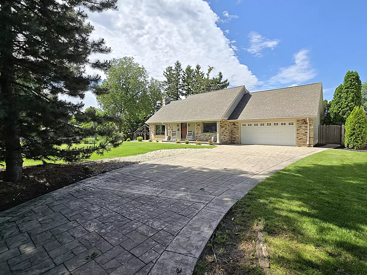 Milwaukee, WI 53220,5322 W Van Beck Ave