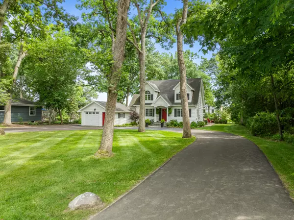 Fontana, WI 53125,263 Pottawatomi Dr