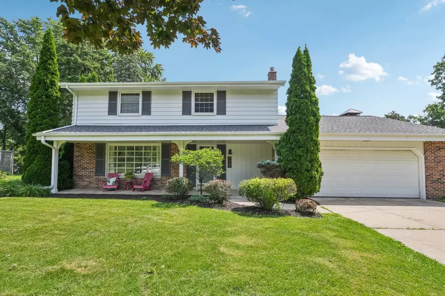 764 Grand Ave, Thiensville, WI 53092