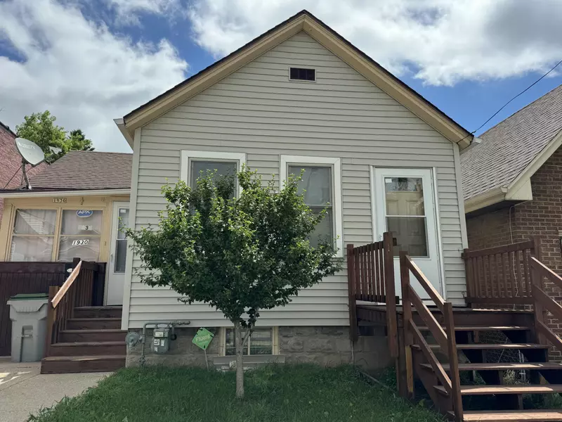 1930 S 6th St, Milwaukee, WI 53204