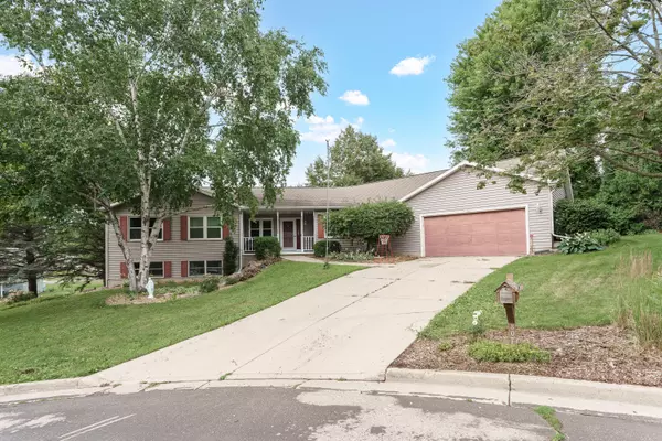 307 Henry Ct, Waterloo, WI 53594