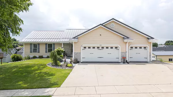 345 Birchwood Ln, Theresa, WI 53091