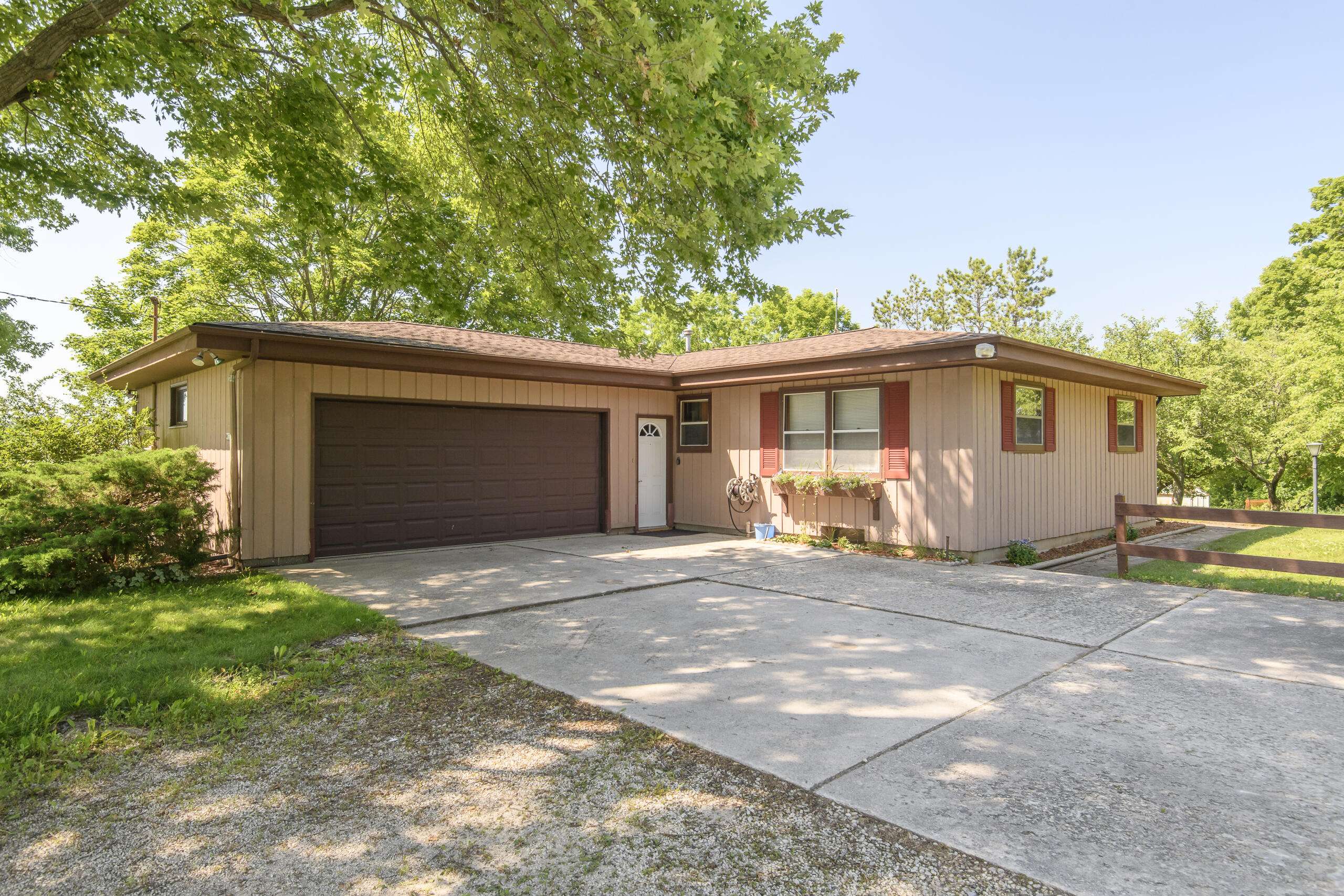 W6304 County Road SS -, Sherman, WI 53075