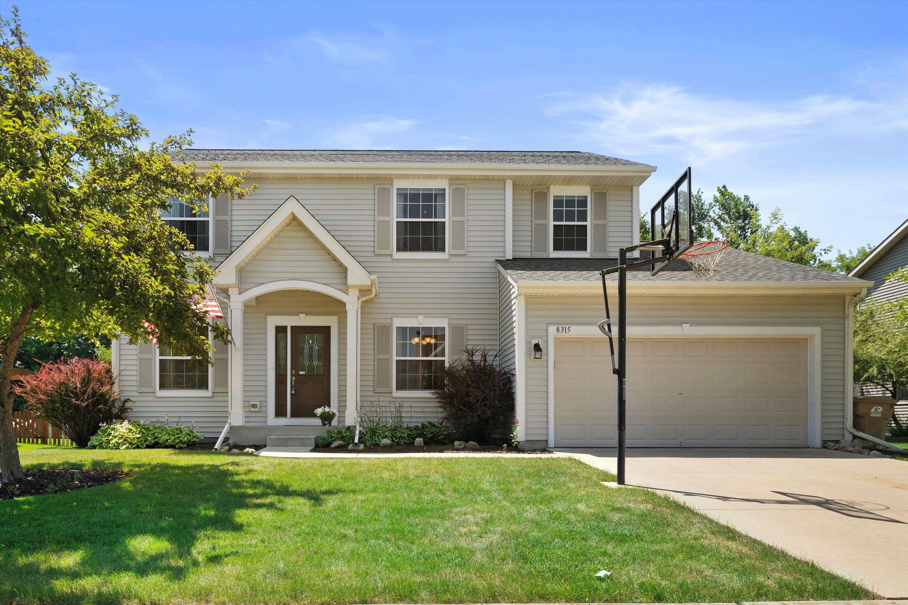 8315 66th St, Kenosha, WI 53142