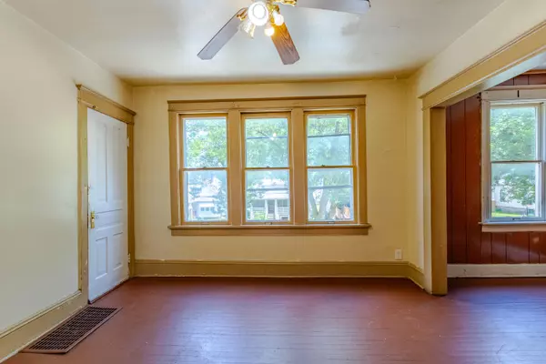 Milwaukee, WI 53209,4047 N 19th St Unit 4049