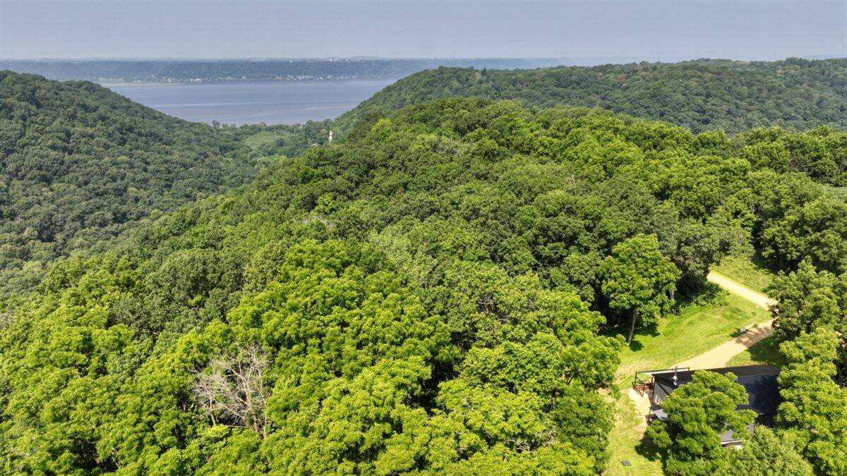 Seneca, WI 54626,58557 Mississippi Ridge Ln