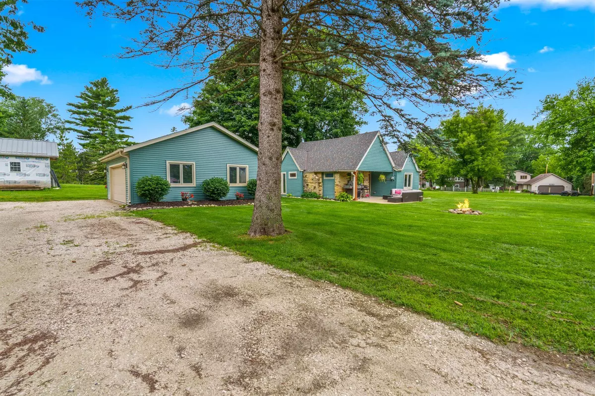 Richfield, WI 53033,793 S Shore Dr