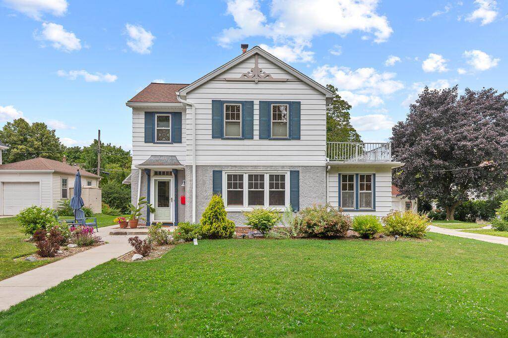 422 Hill St, Kohler, WI 53044