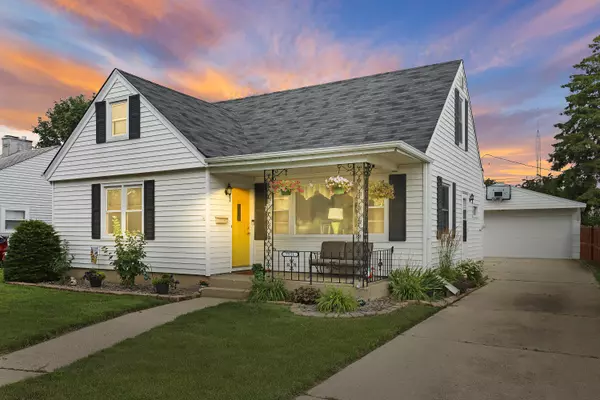 7531 33rd Ave, Kenosha, WI 53142